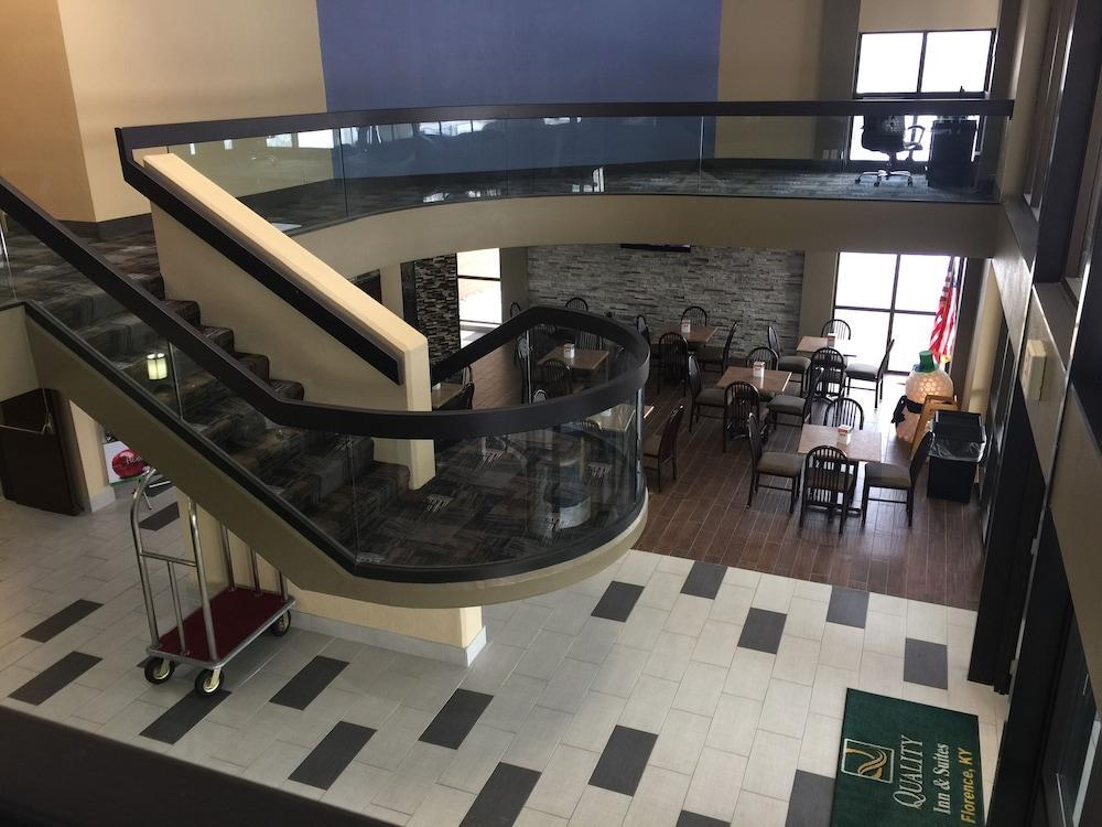 Quality Inn & Suites Florence - Cincinnati South Eksteriør bilde