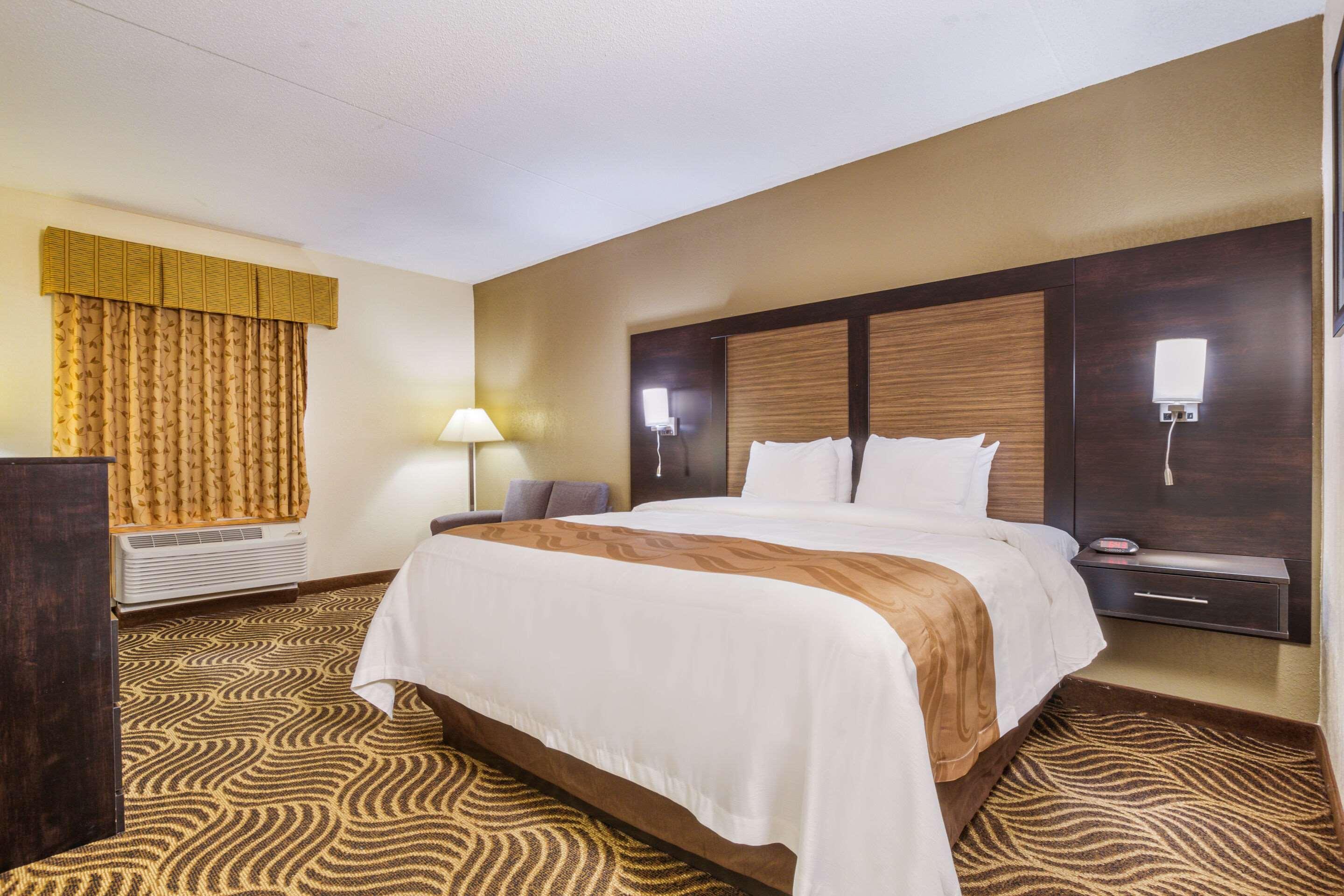 Quality Inn & Suites Florence - Cincinnati South Eksteriør bilde