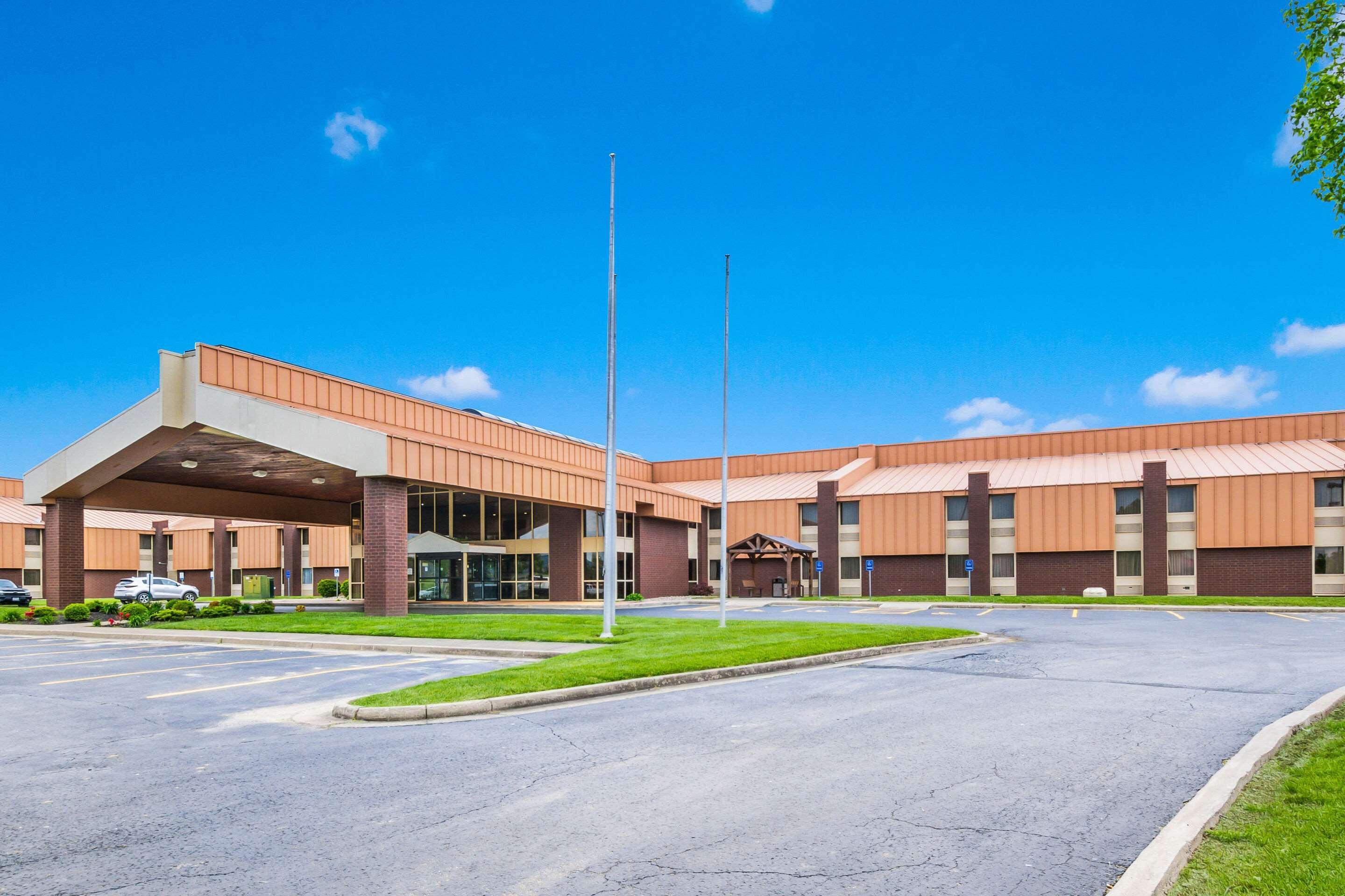 Quality Inn & Suites Florence - Cincinnati South Eksteriør bilde