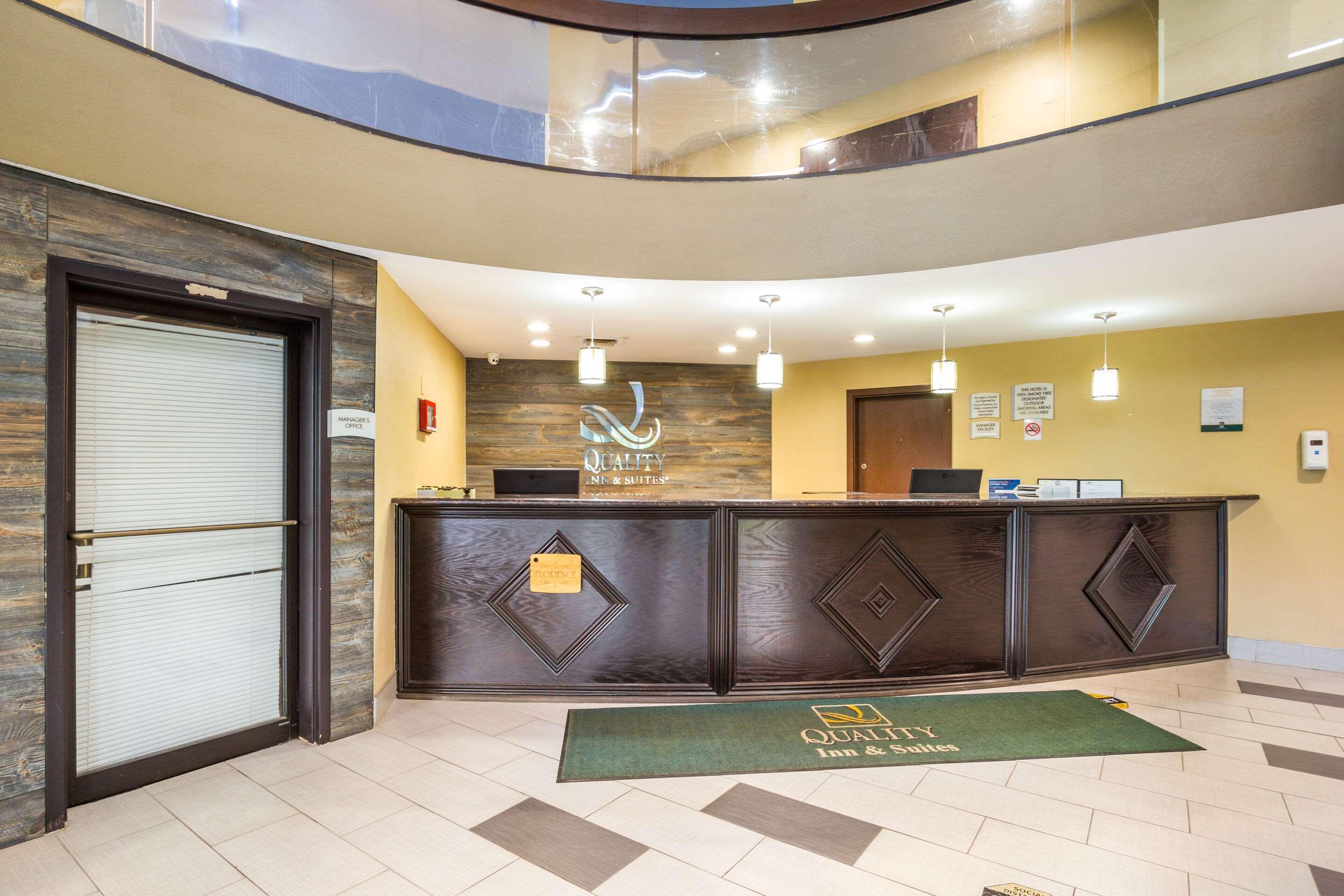 Quality Inn & Suites Florence - Cincinnati South Eksteriør bilde