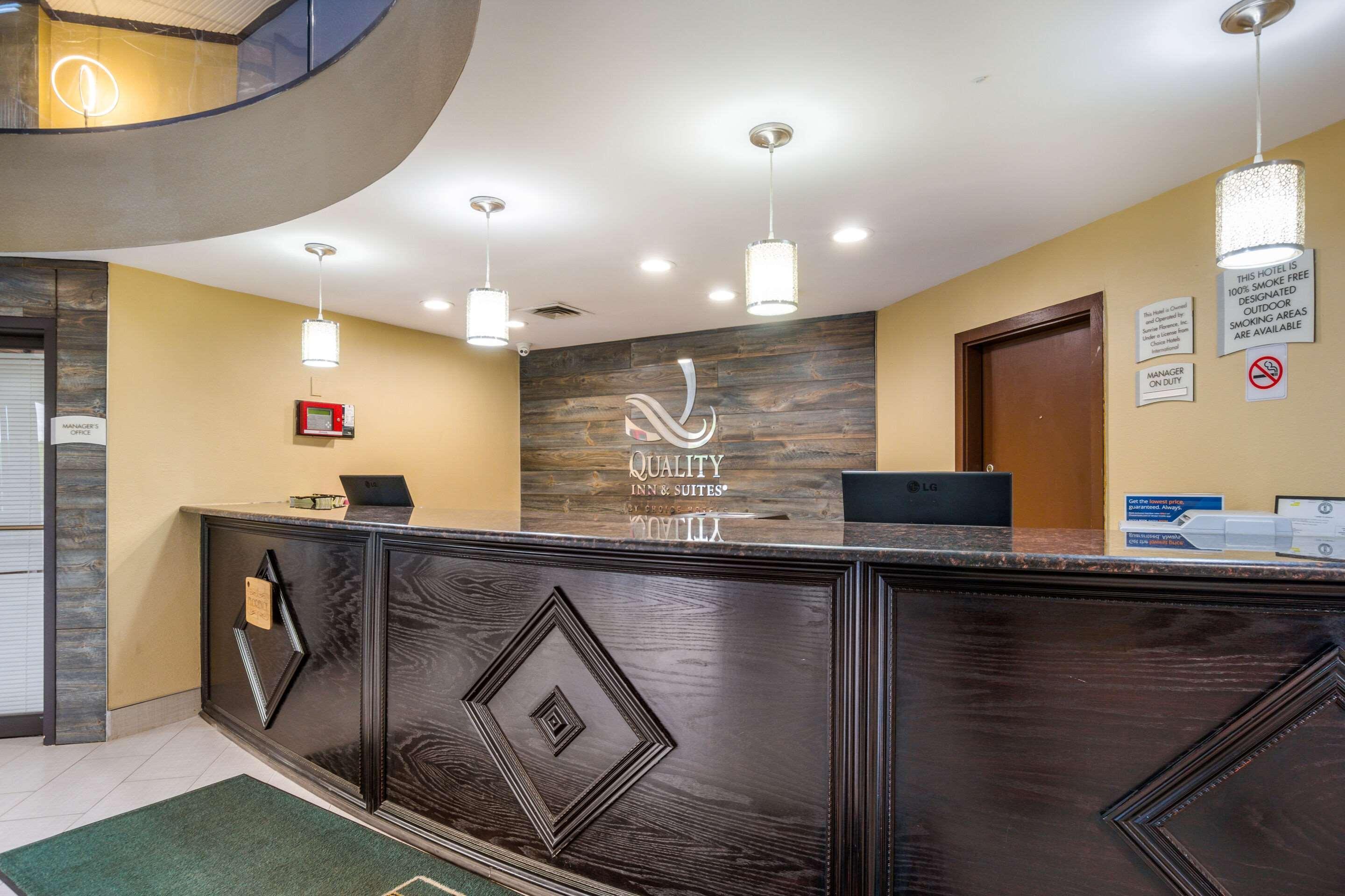 Quality Inn & Suites Florence - Cincinnati South Eksteriør bilde