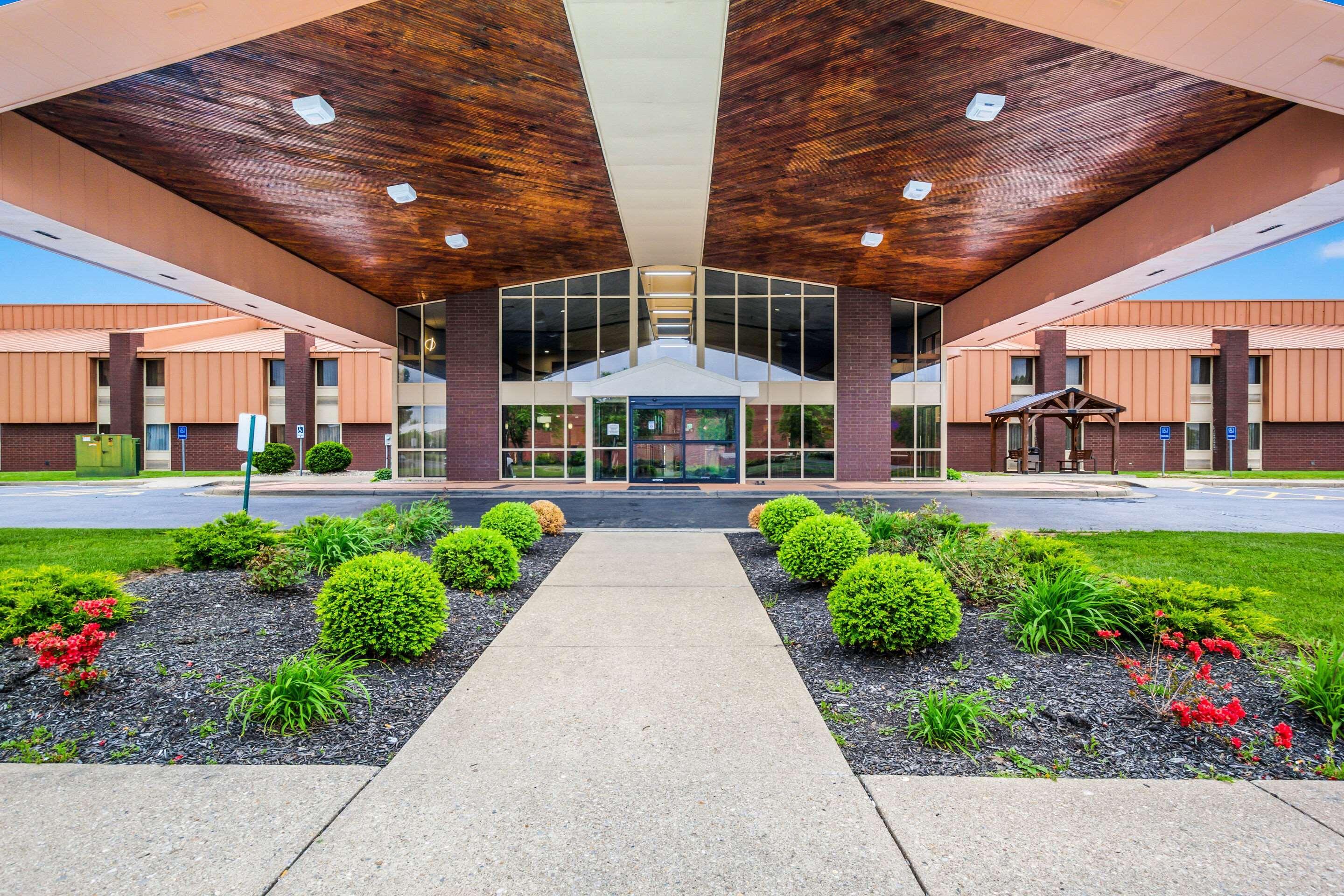 Quality Inn & Suites Florence - Cincinnati South Eksteriør bilde