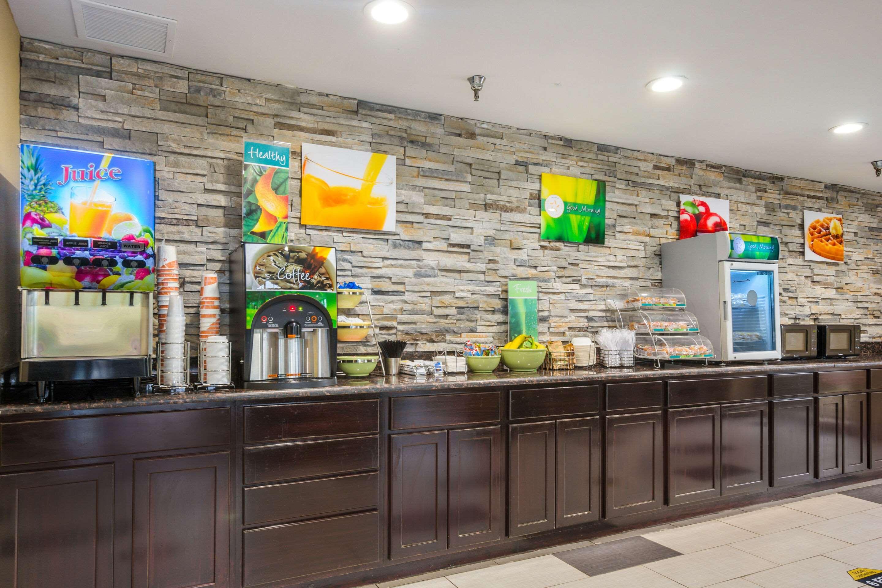 Quality Inn & Suites Florence - Cincinnati South Eksteriør bilde